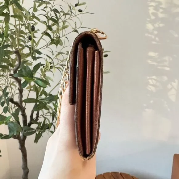 ✅AUTHENTIC✅LOUIS VUITTON WALLET ON A CHAIN - Picture 8 of 15